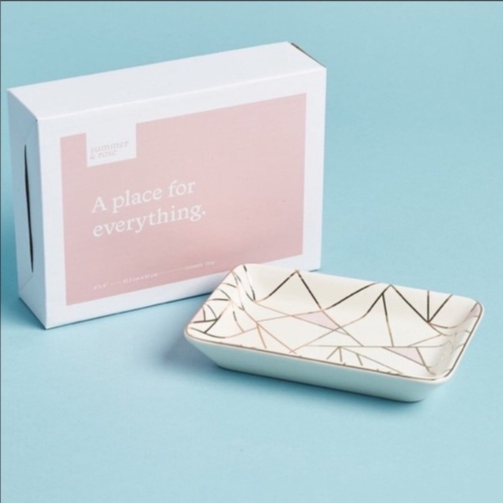 NIB Ceramic Trinket Dish